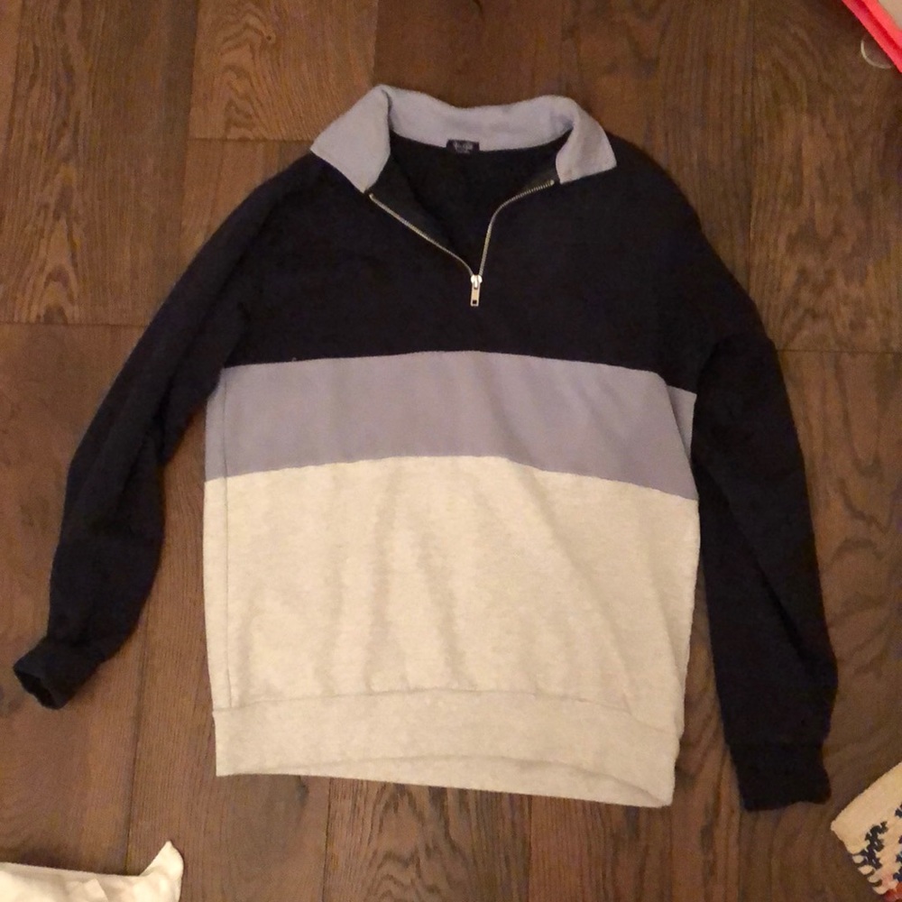 brandy melville sweatshirt